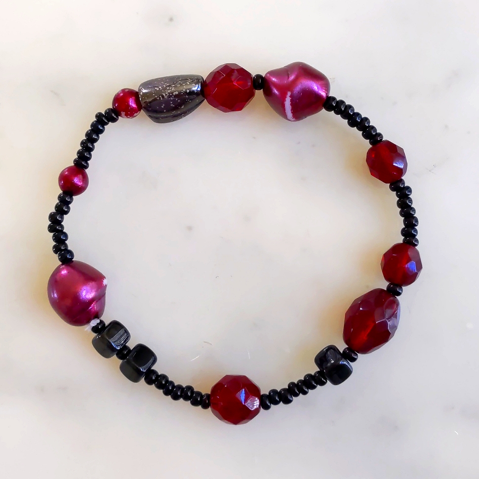 The Limited Multiple Shapes/Sizes/Colors Stretchable Bracelet.
